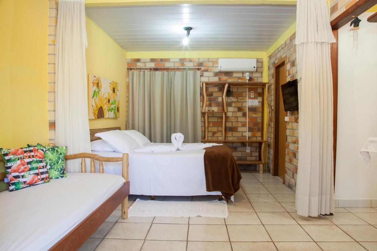 Morada Do Gabriel Hotel Guarda do Embau Exterior photo